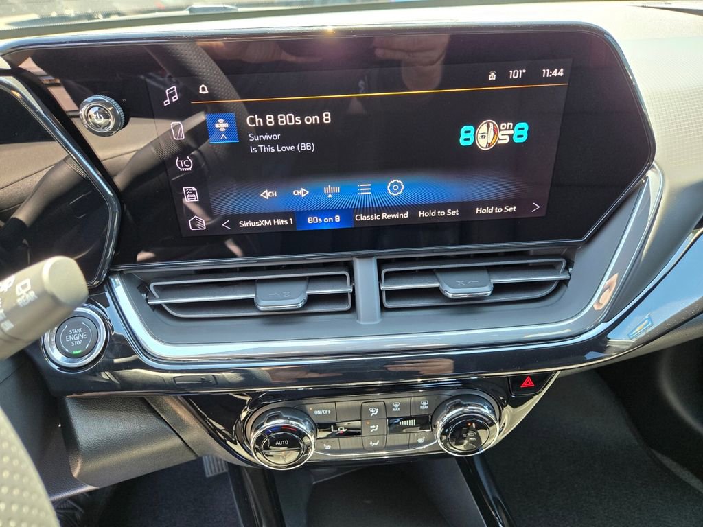 2025 Chevrolet Trax photo 12