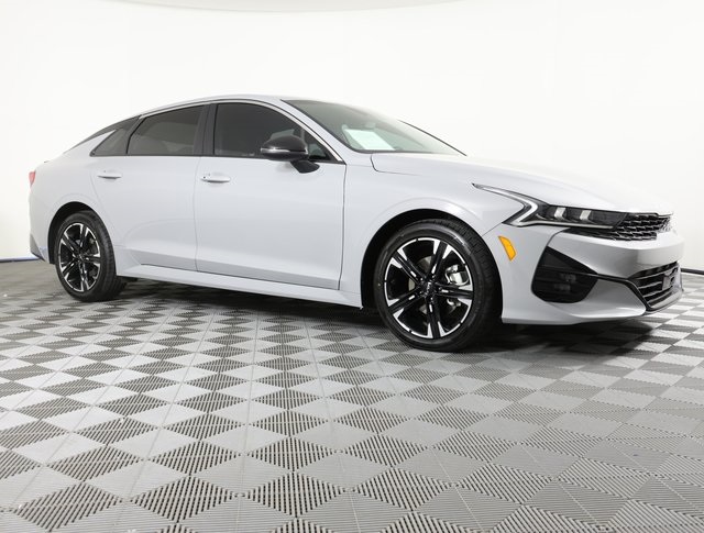 2024 Kia K5 GT-Line photo 3