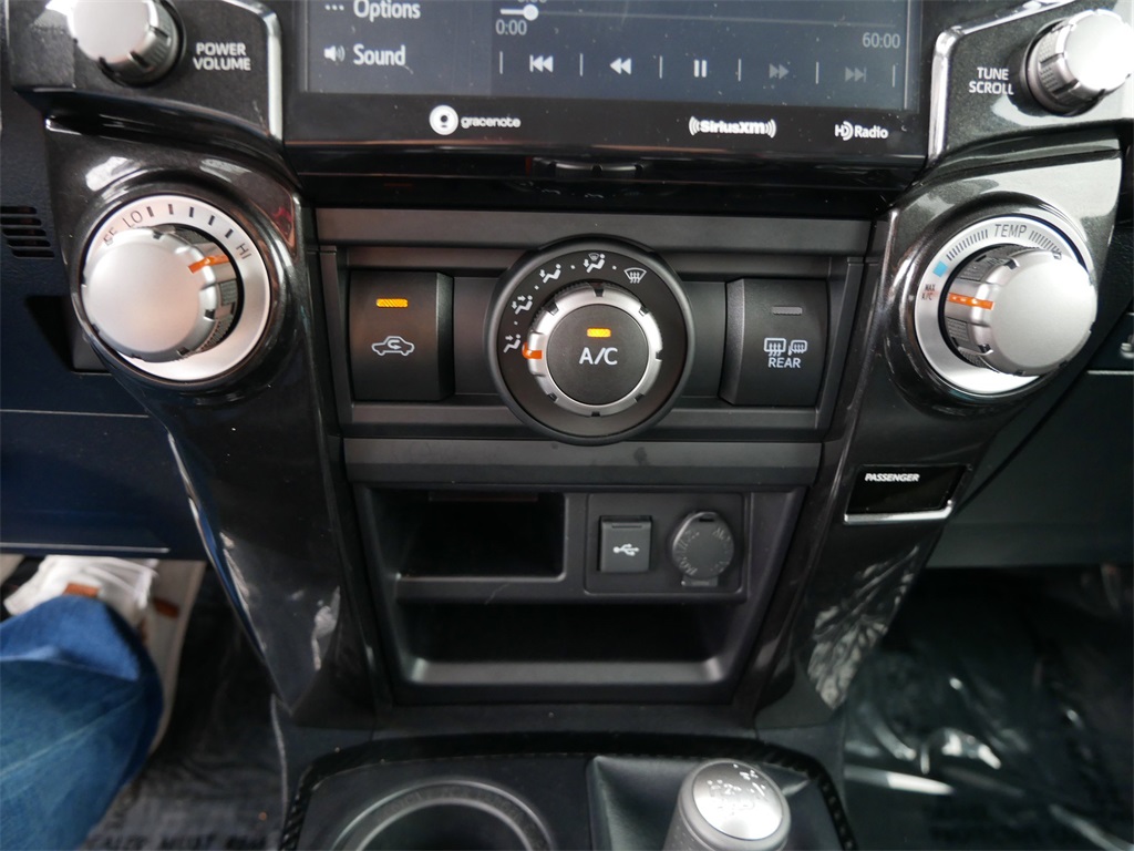 2023 Toyota 4Runner TRD Off-Road Premium photo 24