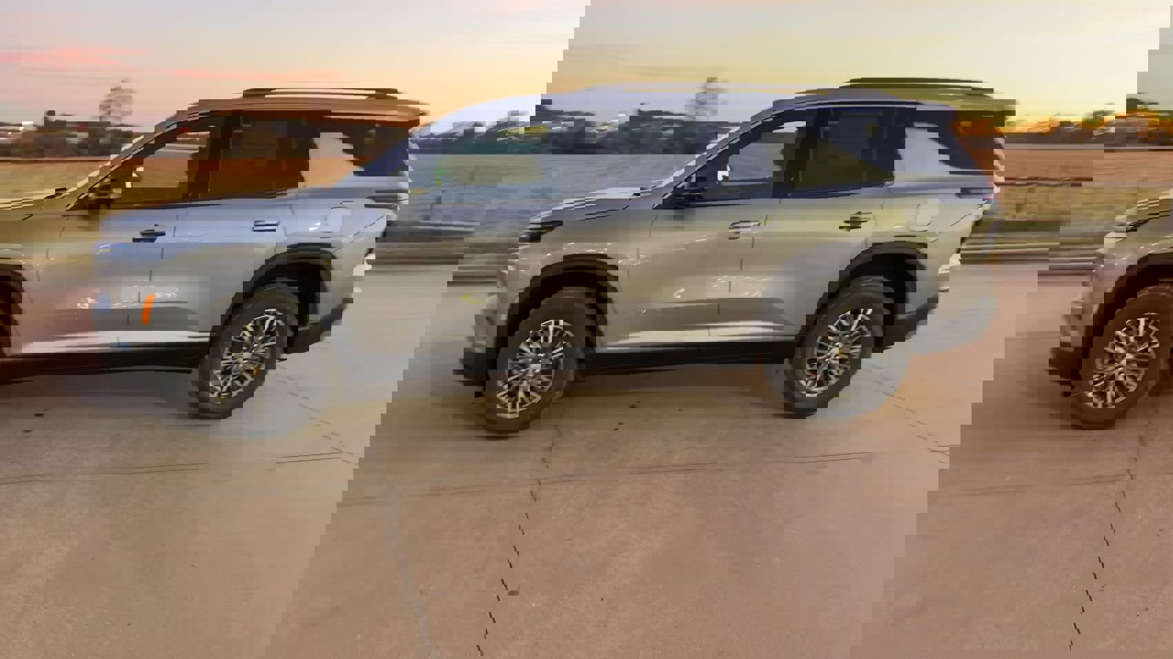 2026 Chevrolet Traverse photo 4