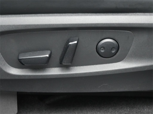 2022 Nissan Pathfinder Platinum photo 18