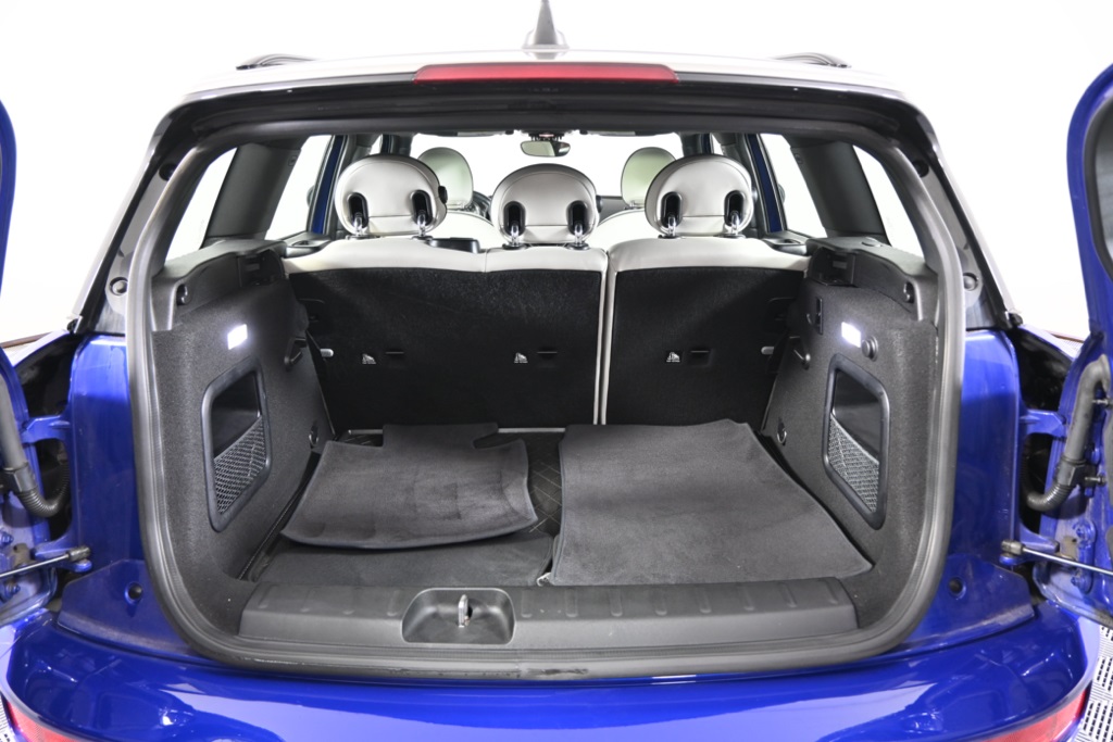 2019 Mini Cooper Base S ALL4 photo 16