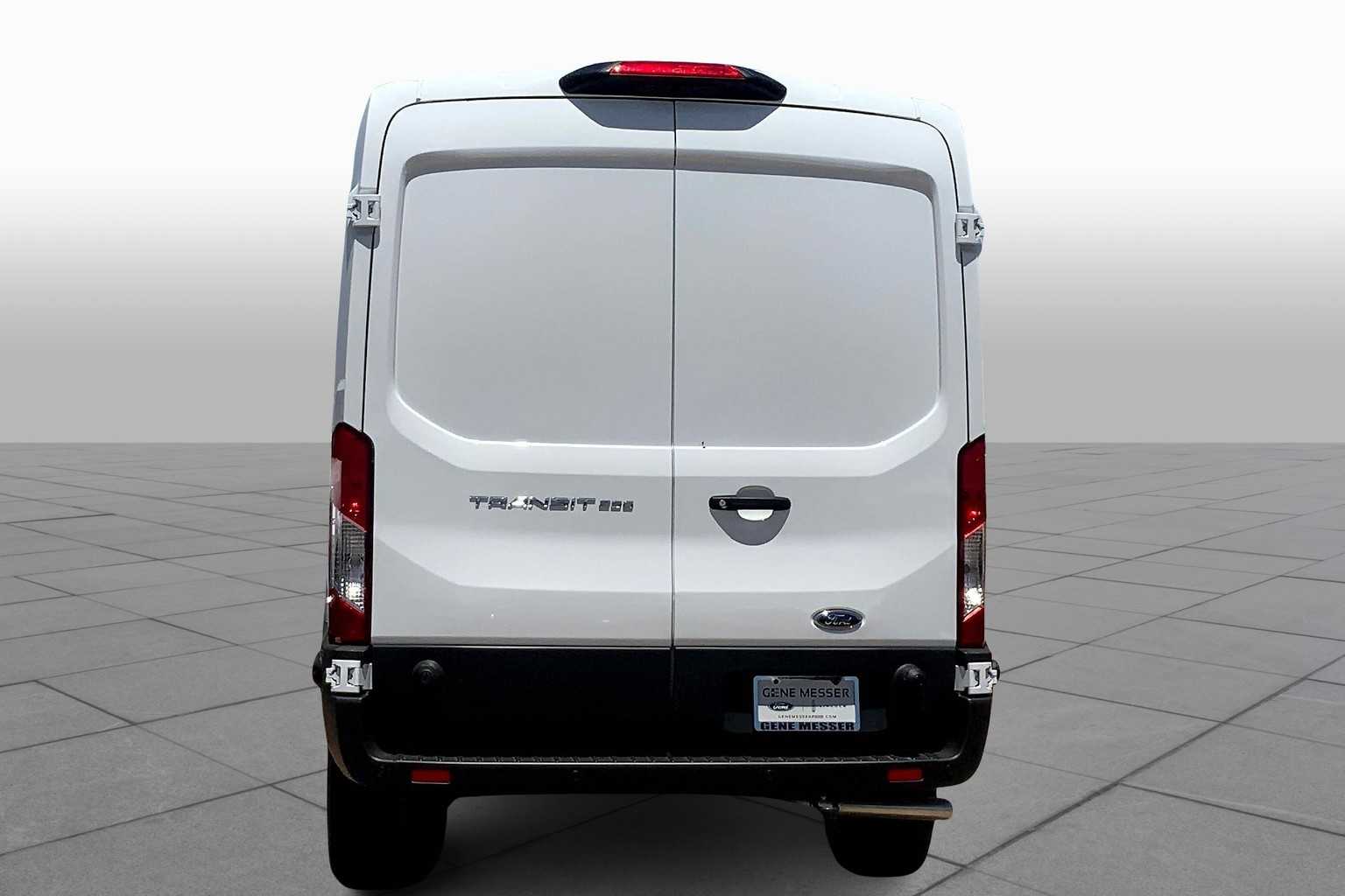 2025 Ford Transit Cargo Van photo 4