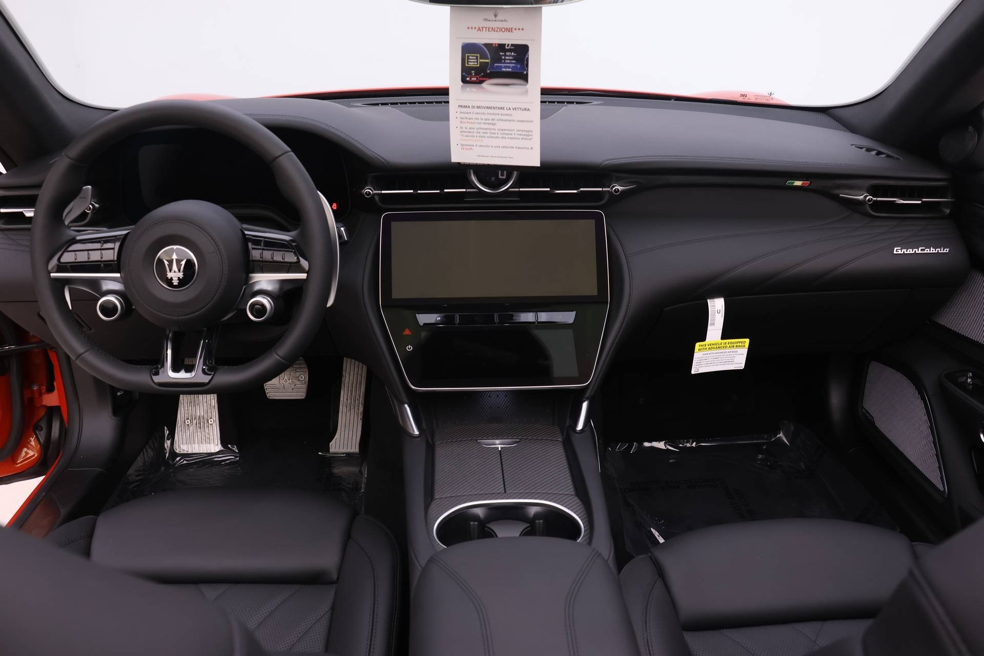 2025 Maserati Grancabrio photo 8