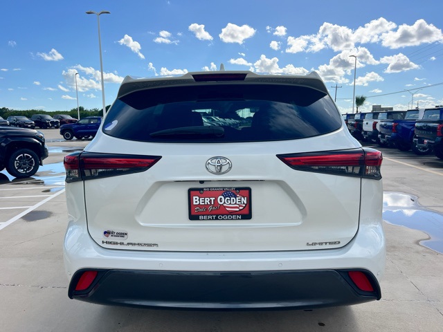 2020 Toyota Highlander Limited photo 5