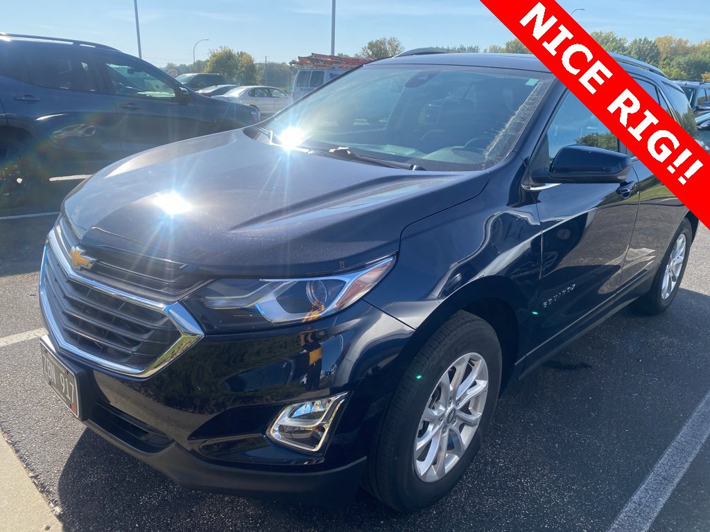 2021 Chevrolet Equinox LT photo 2