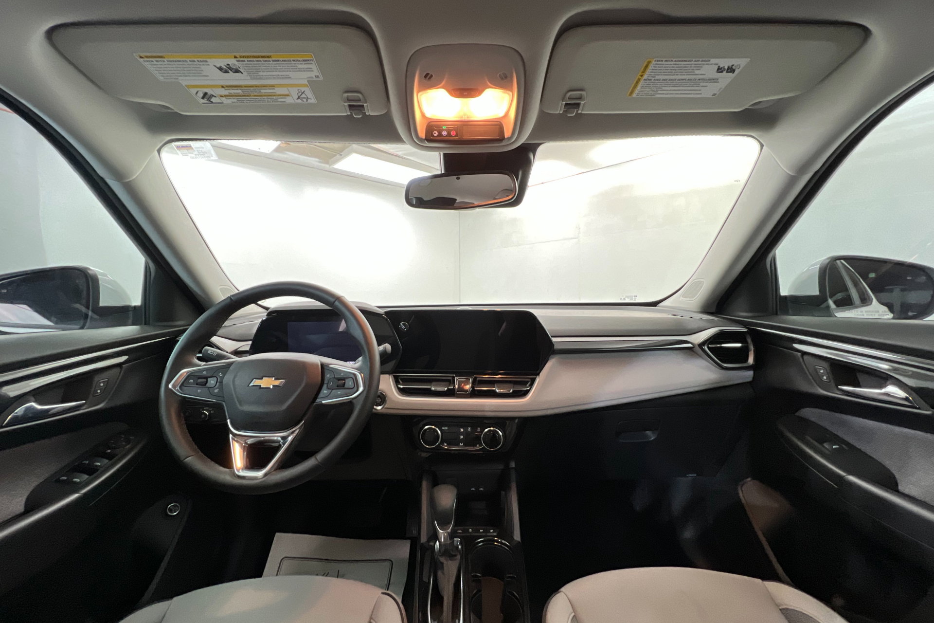 2025 Chevrolet Trailblazer LT photo 9