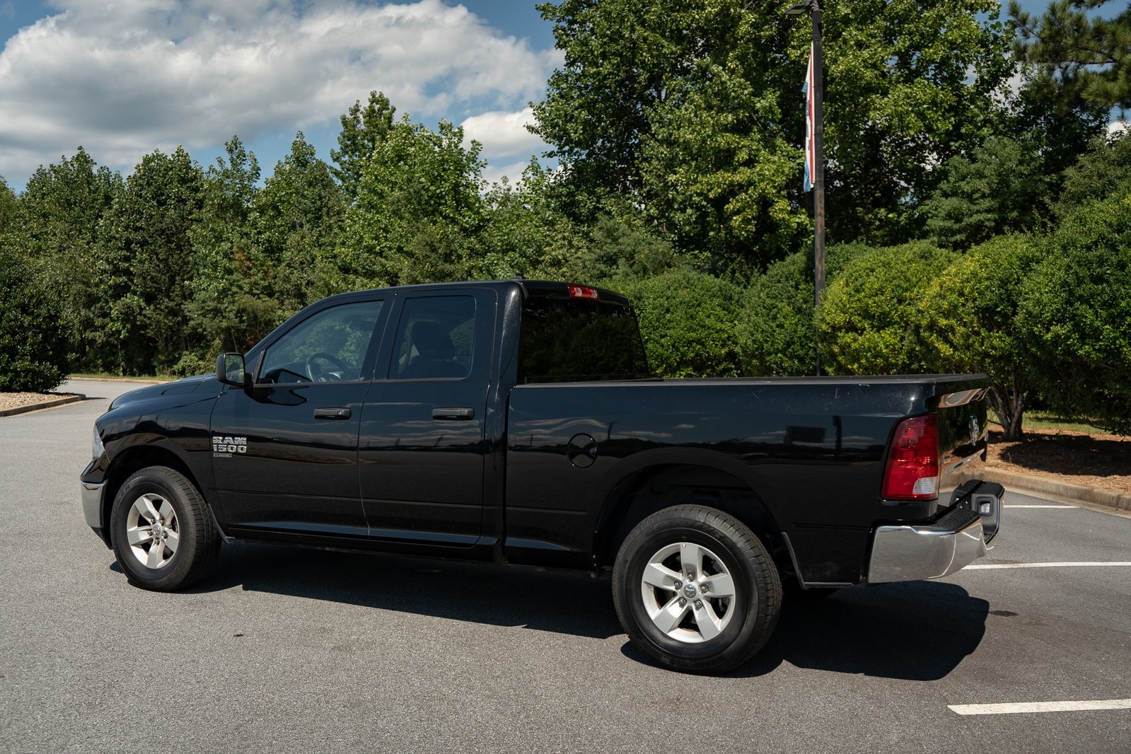 2024 Ram 1500 Classic SLT photo 5