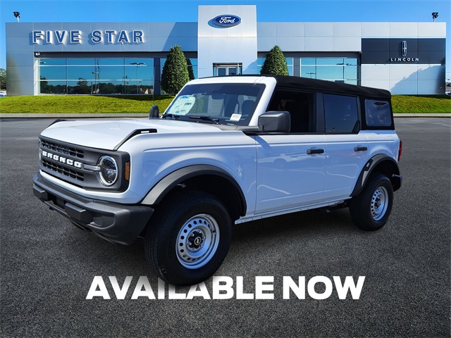 2025 Ford Bronco Base photo 3