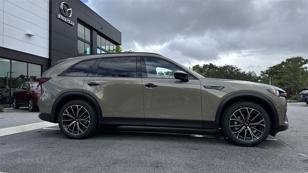 2025 Mazda CX-70 Plug-in Hybrid Premium photo 23