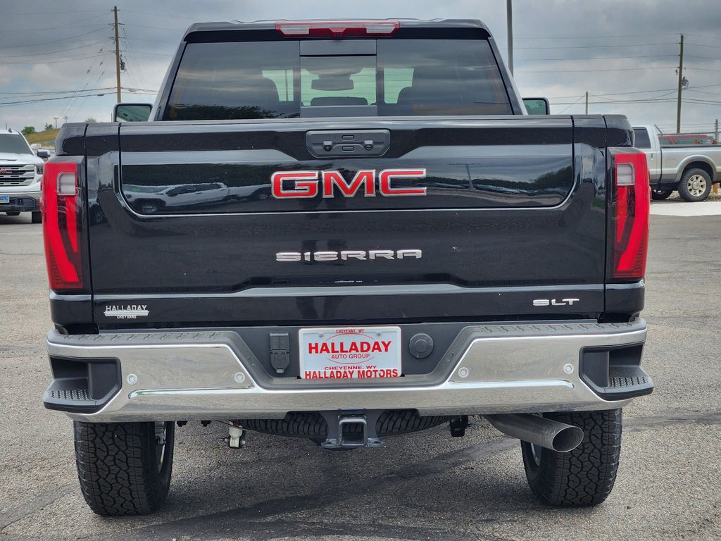 2025 Gmc Sierra 2500 HD SLT photo 4