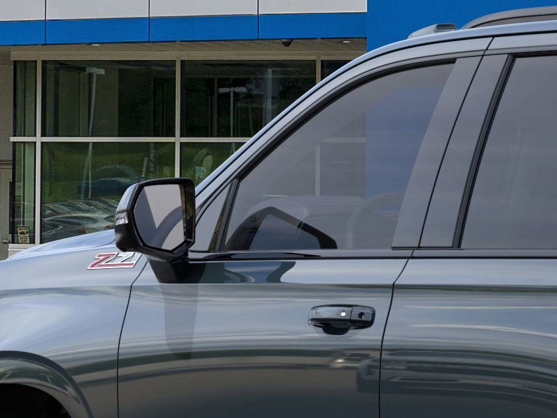 2025 Chevrolet Tahoe Z71 photo 12