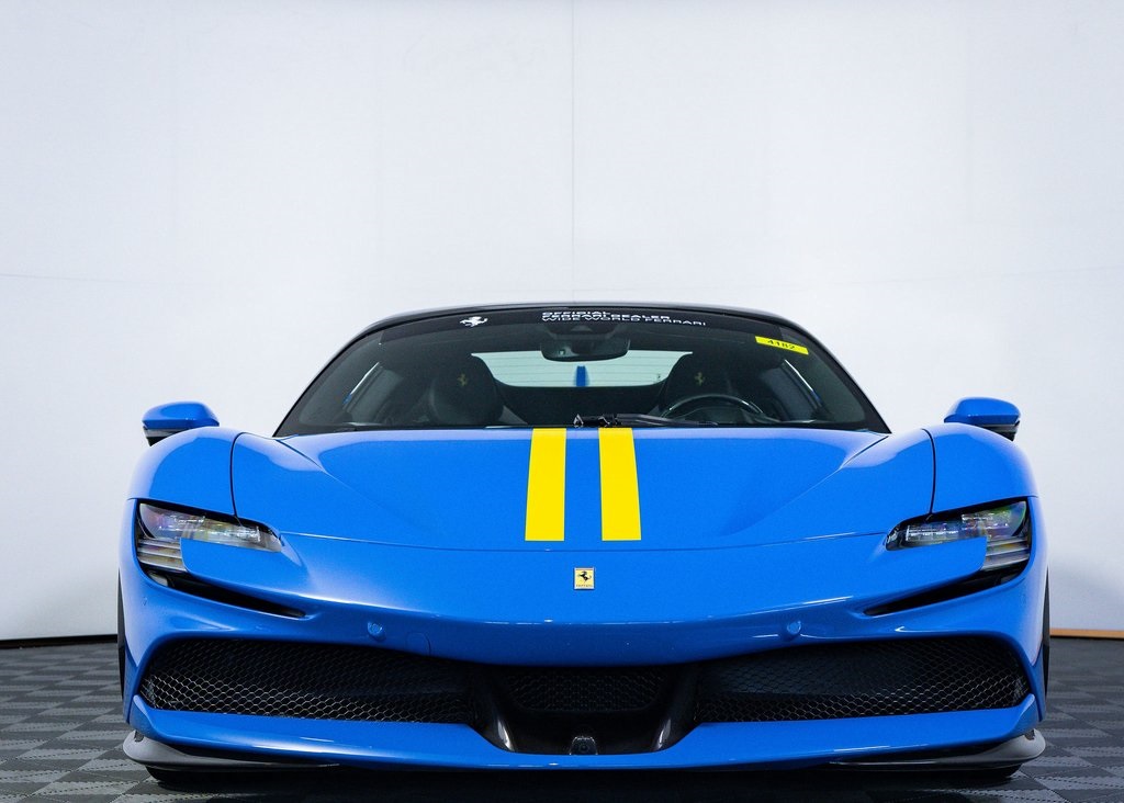 2025 Ferrari SF90 Spider Base photo 3