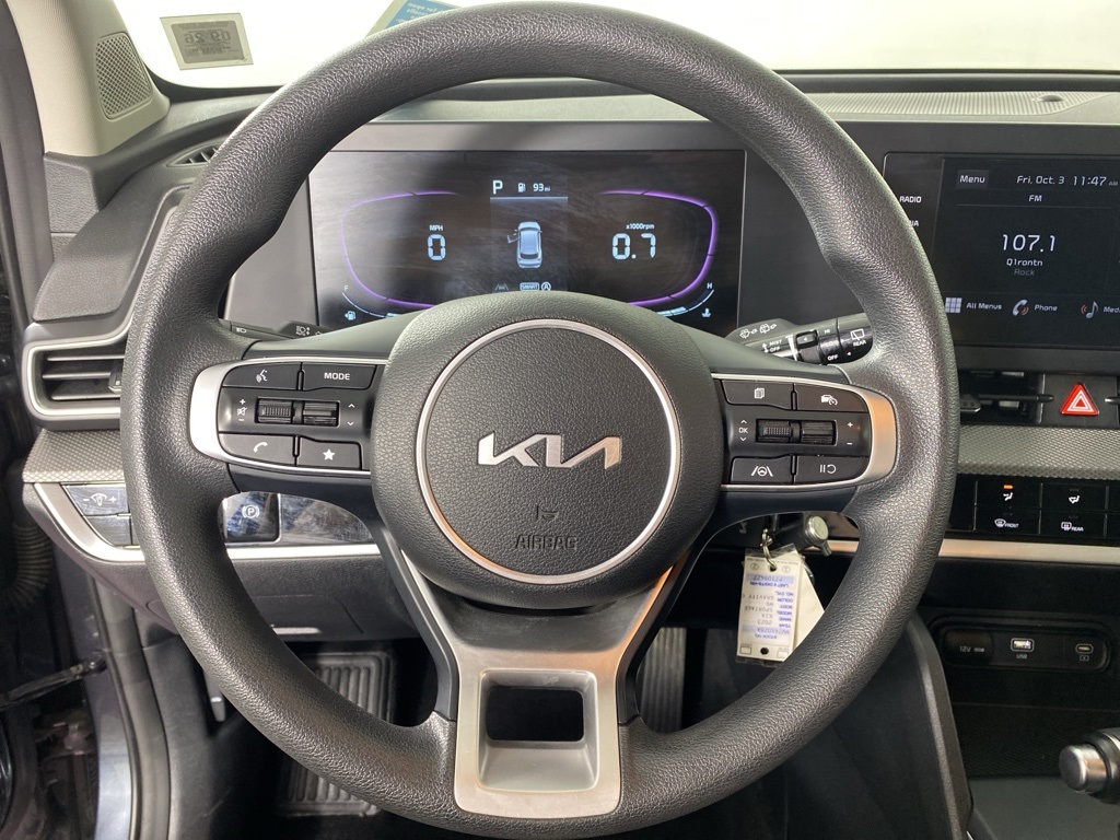 2023 Kia Sportage LX photo 13