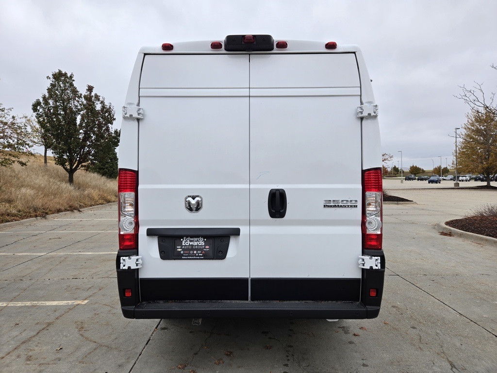 2025 Ram ProMaster 3500 photo 4