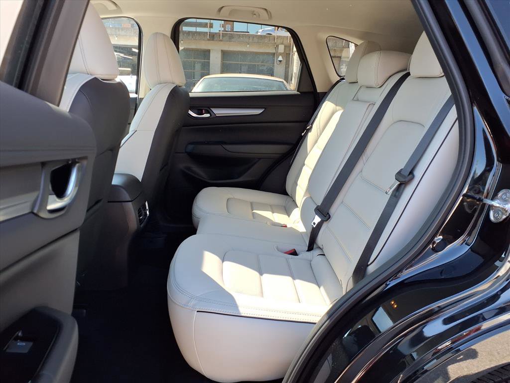 2025 Mazda CX-5 2.5 S Preferred photo 19