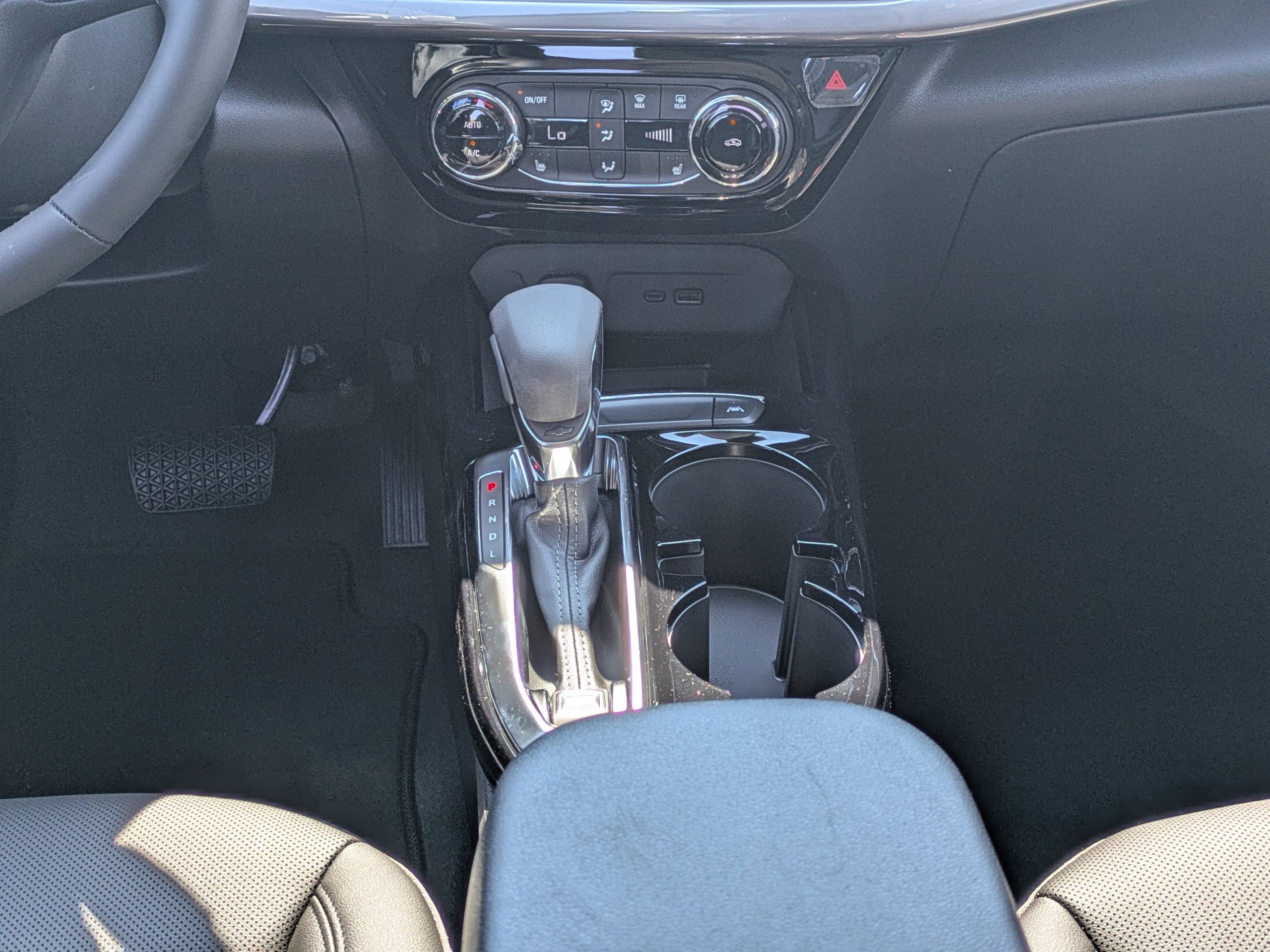 2025 Chevrolet Trax ACTIV photo 16