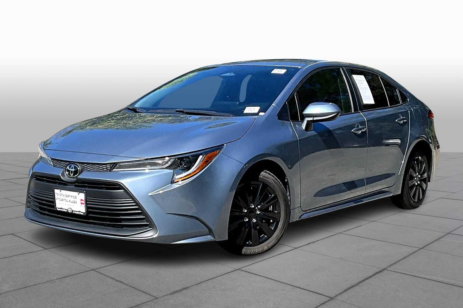 2024 Toyota Corolla LE photo 2