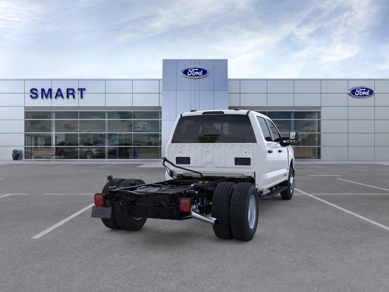 2026 Ford F-350 photo 8