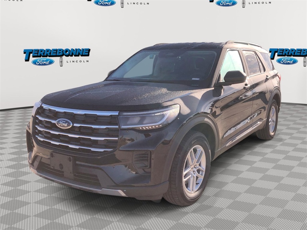 2025 Ford Explorer Active's photo