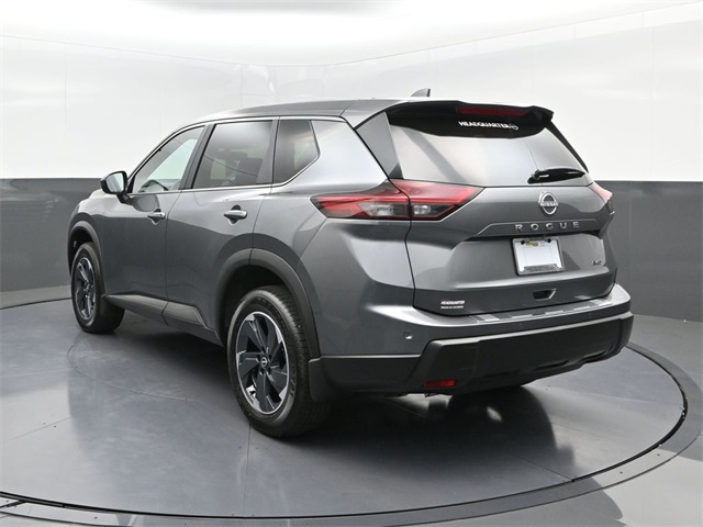 2026 Nissan Rogue SV photo 4