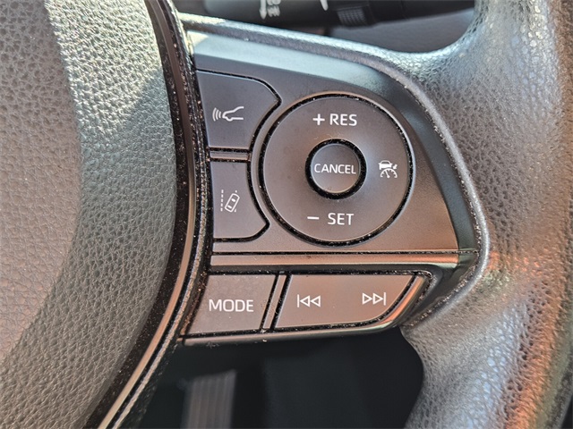 2020 Toyota RAV4 XLE photo 20