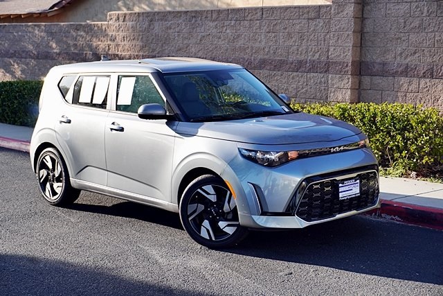 Used 2023 Gray Kia GT-Line image 2