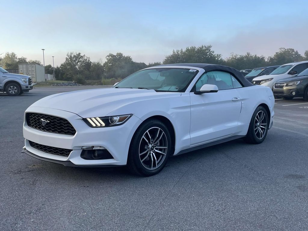 2017 Ford Mustang EcoBoost Premium photo 23