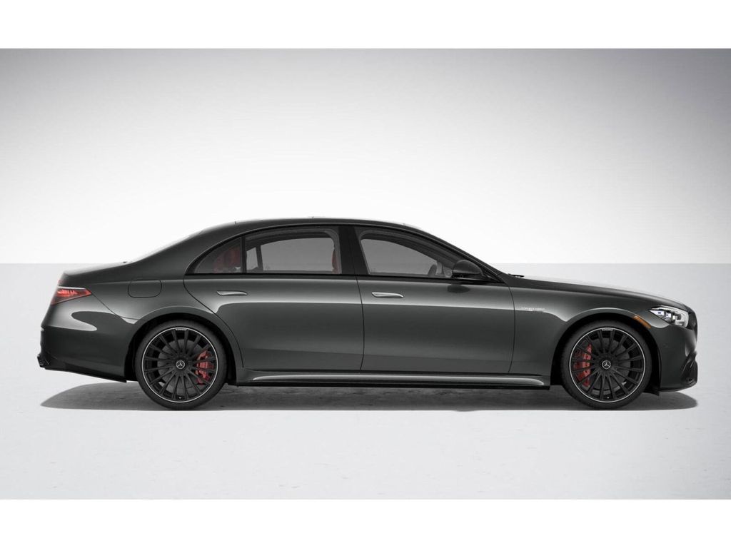 2025 Mercedes Benz S 450 63 e 4MATIC photo 2