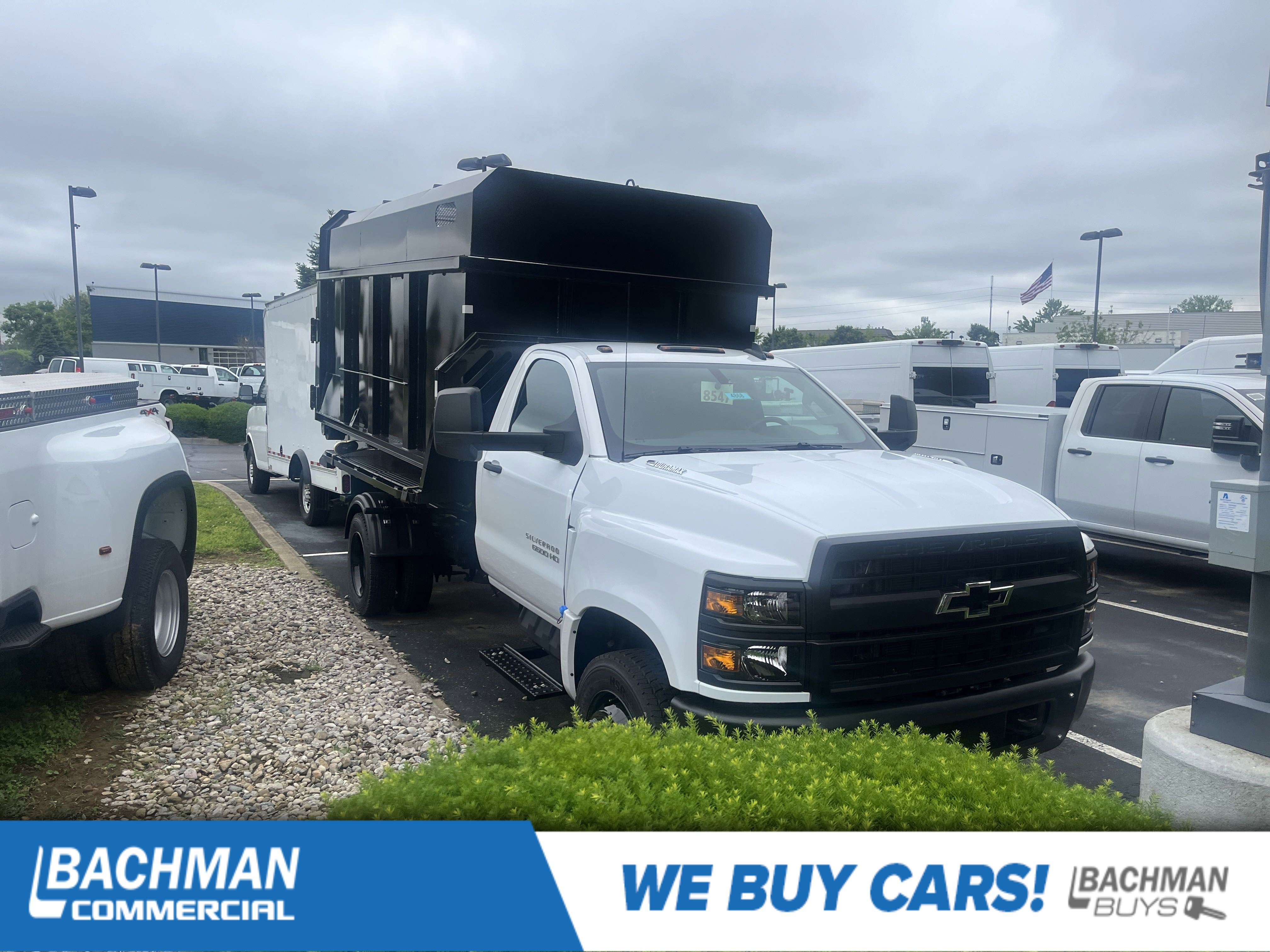 2023 Chevrolet Silverado 4500 Medium Duty Chassis Cab Work Truck's photo