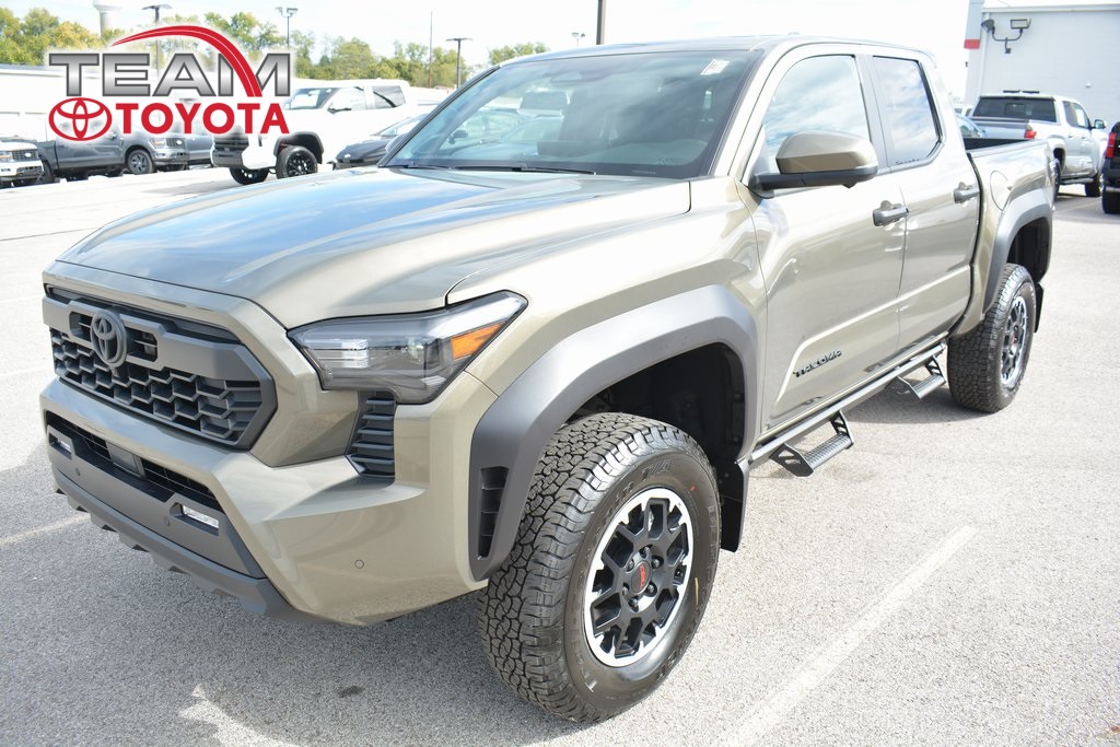 2025 Toyota Tacoma TRD Off Road's photo