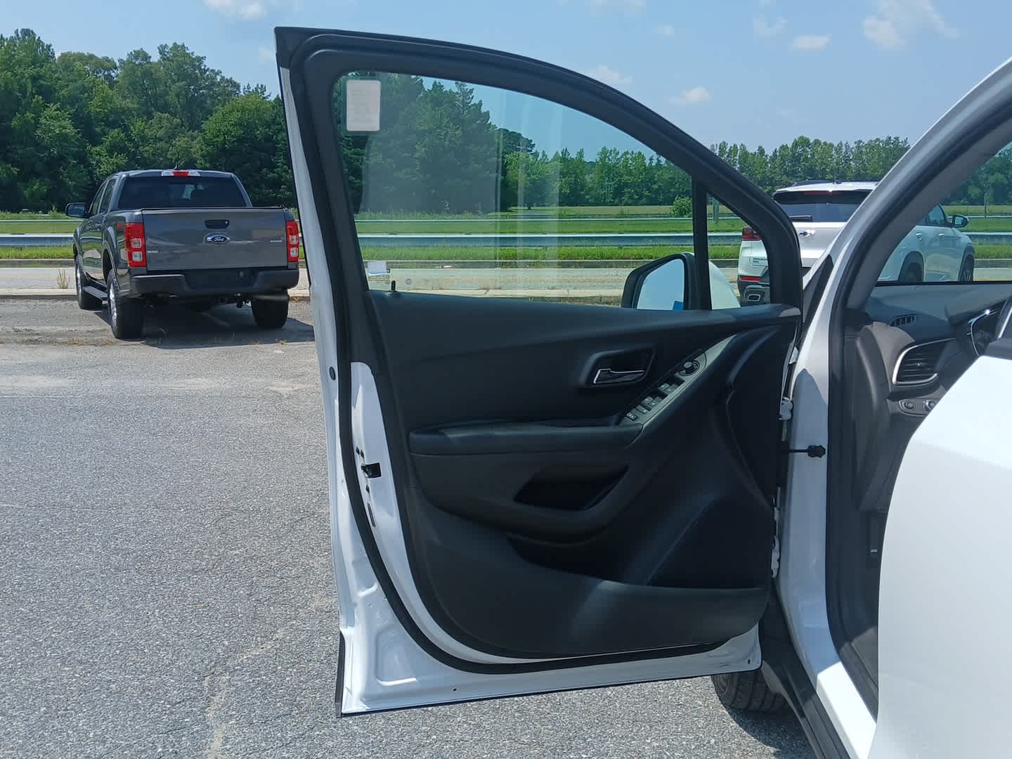 2022 Chevrolet Trax LT photo 11