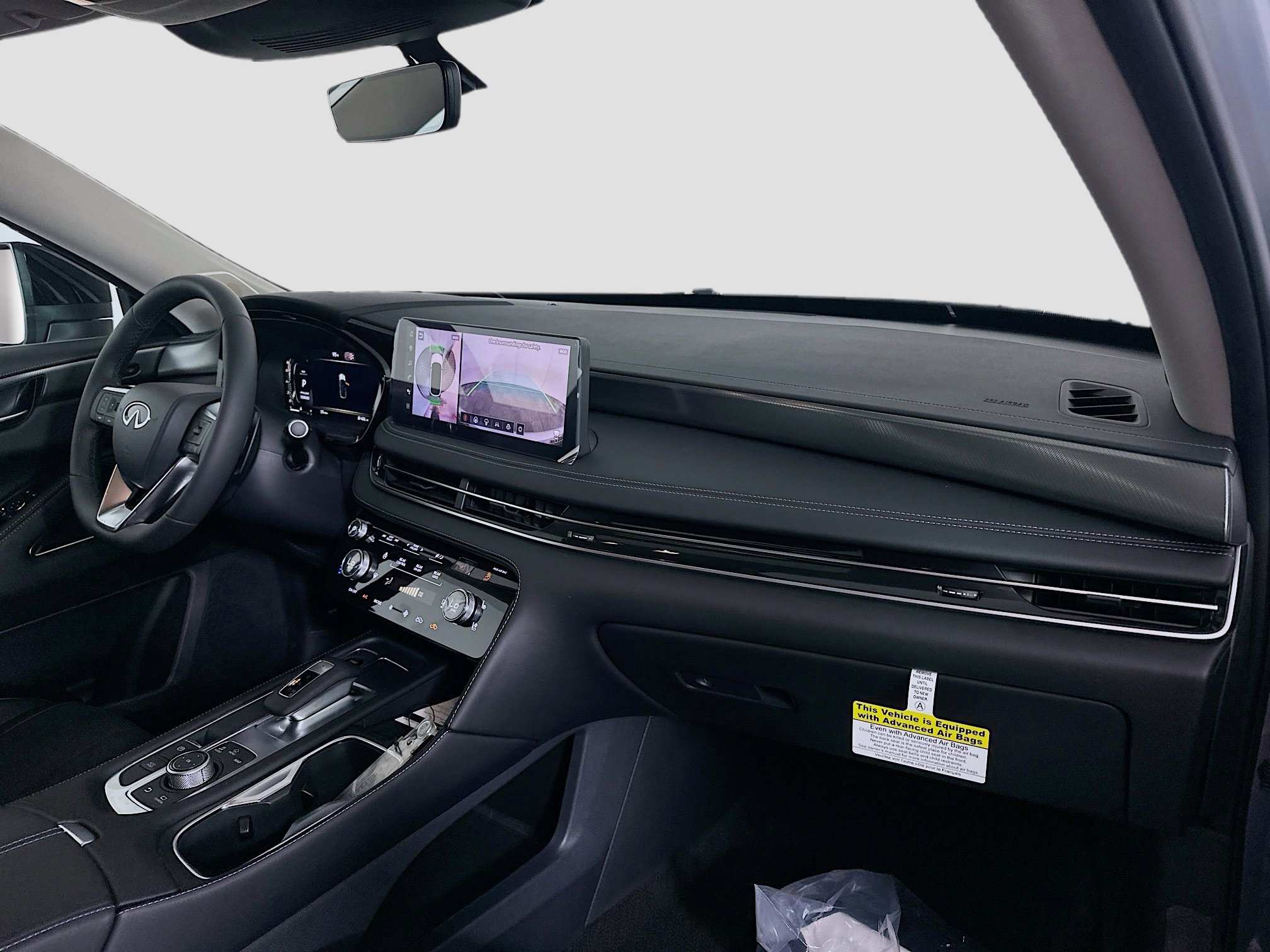 2026 Infiniti QX60 Luxe photo 21