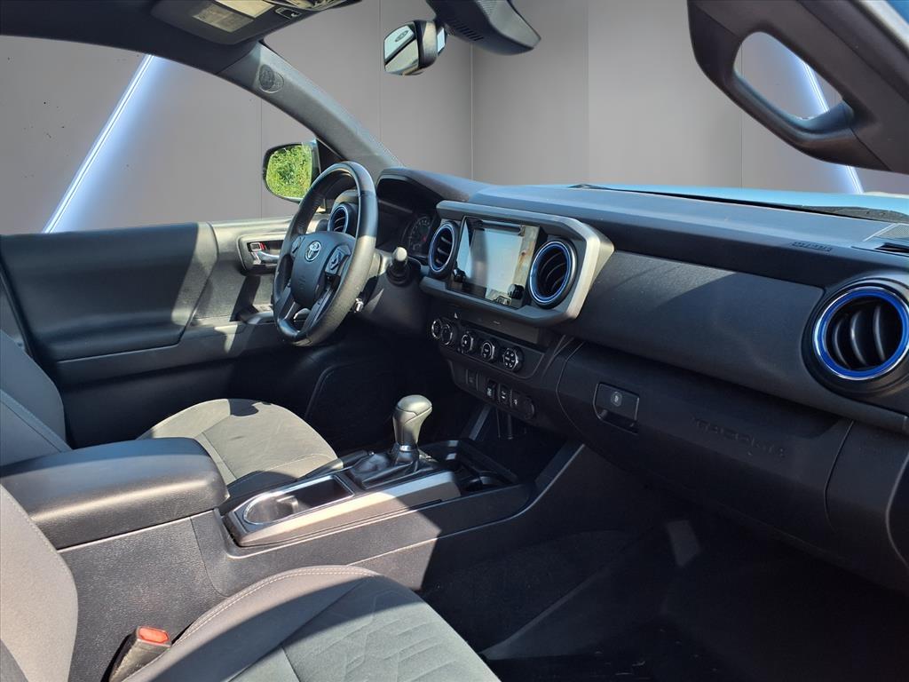 2019 Toyota Tacoma V6 4x4 TRD Off-Road Double Cab photo 12