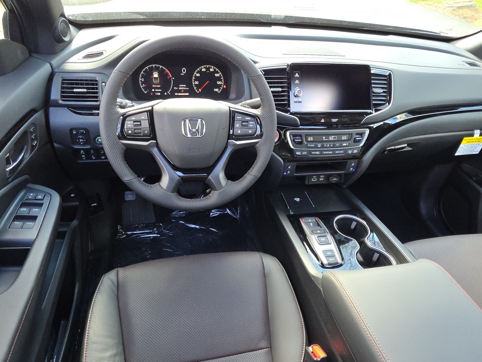 2026 Honda Ridgeline Black Edition photo 2