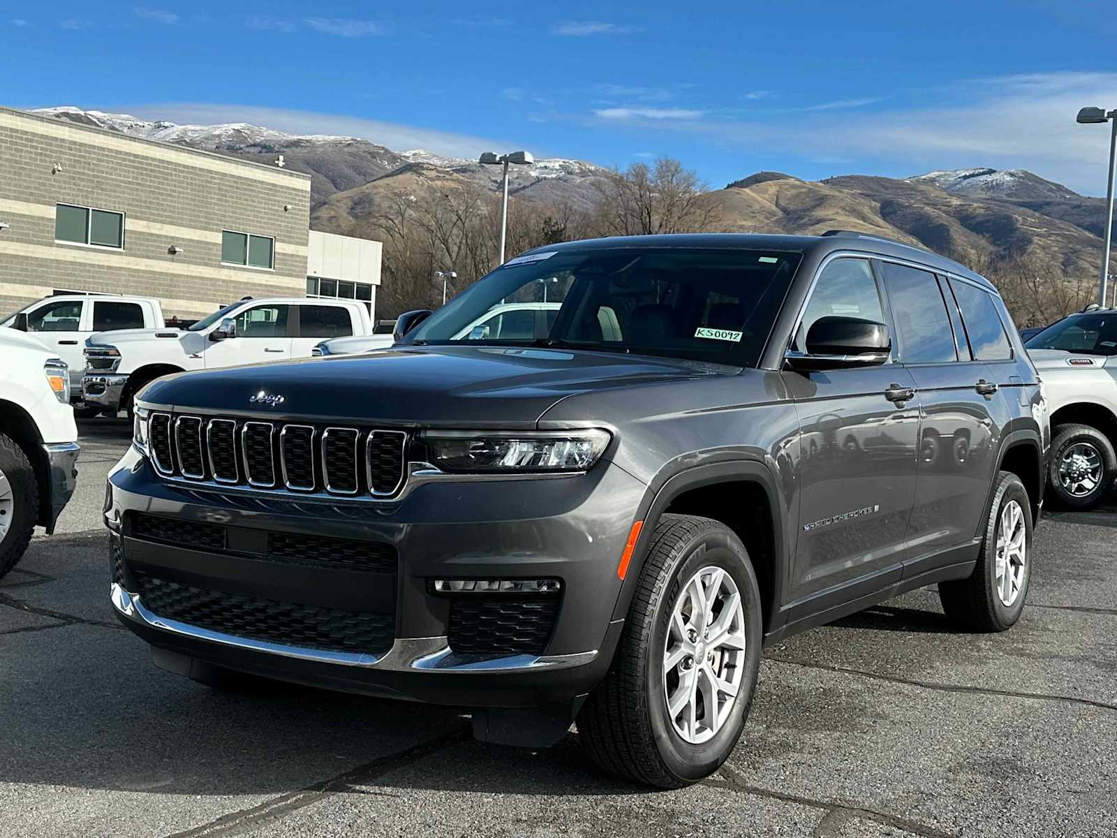 2021 Jeep Grand Cherokee L Limited's photo