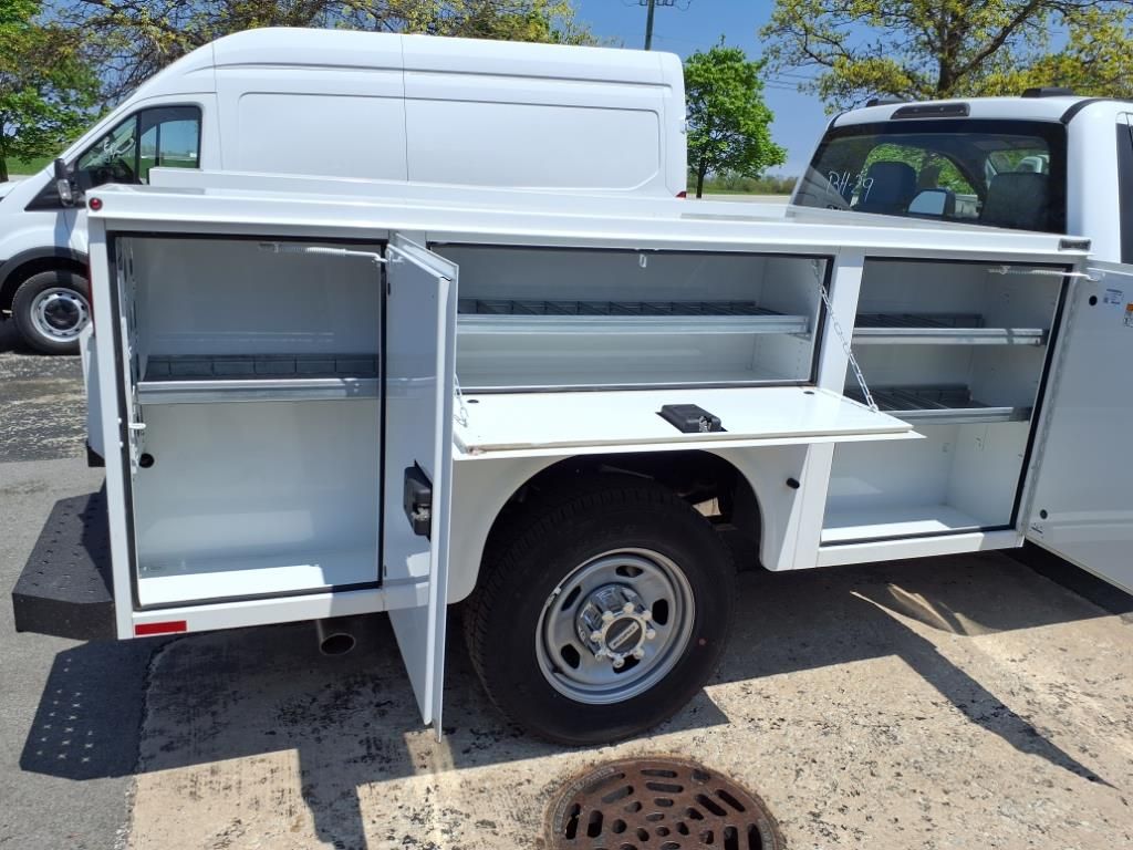 2023 FORD F-350 - Image 30