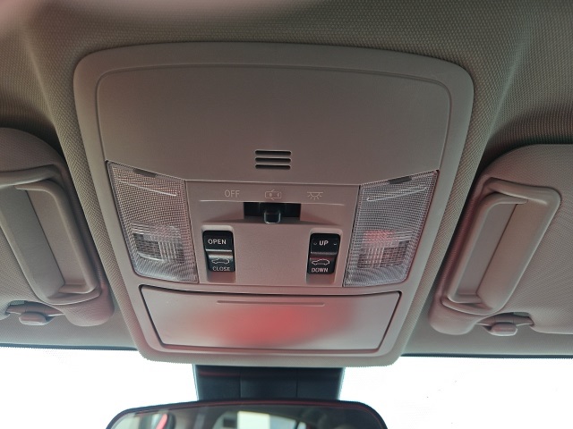 2017 Toyota RAV4 XLE photo 36