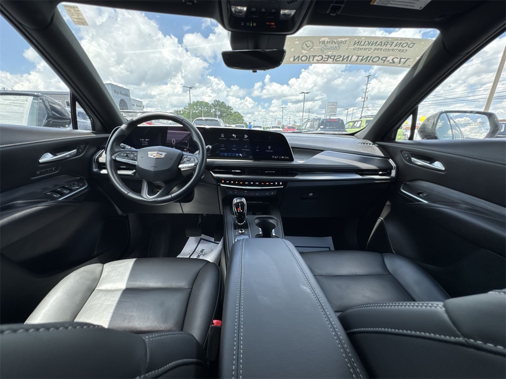 2024 Cadillac XT4 Premium Luxury photo 10