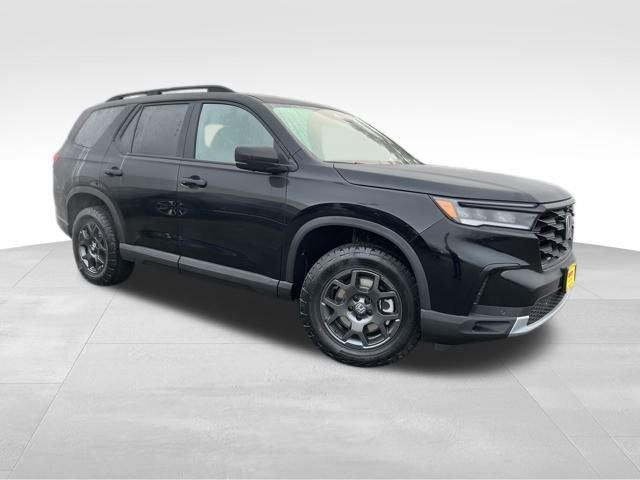 2025 Honda Pilot TrailSport's photo