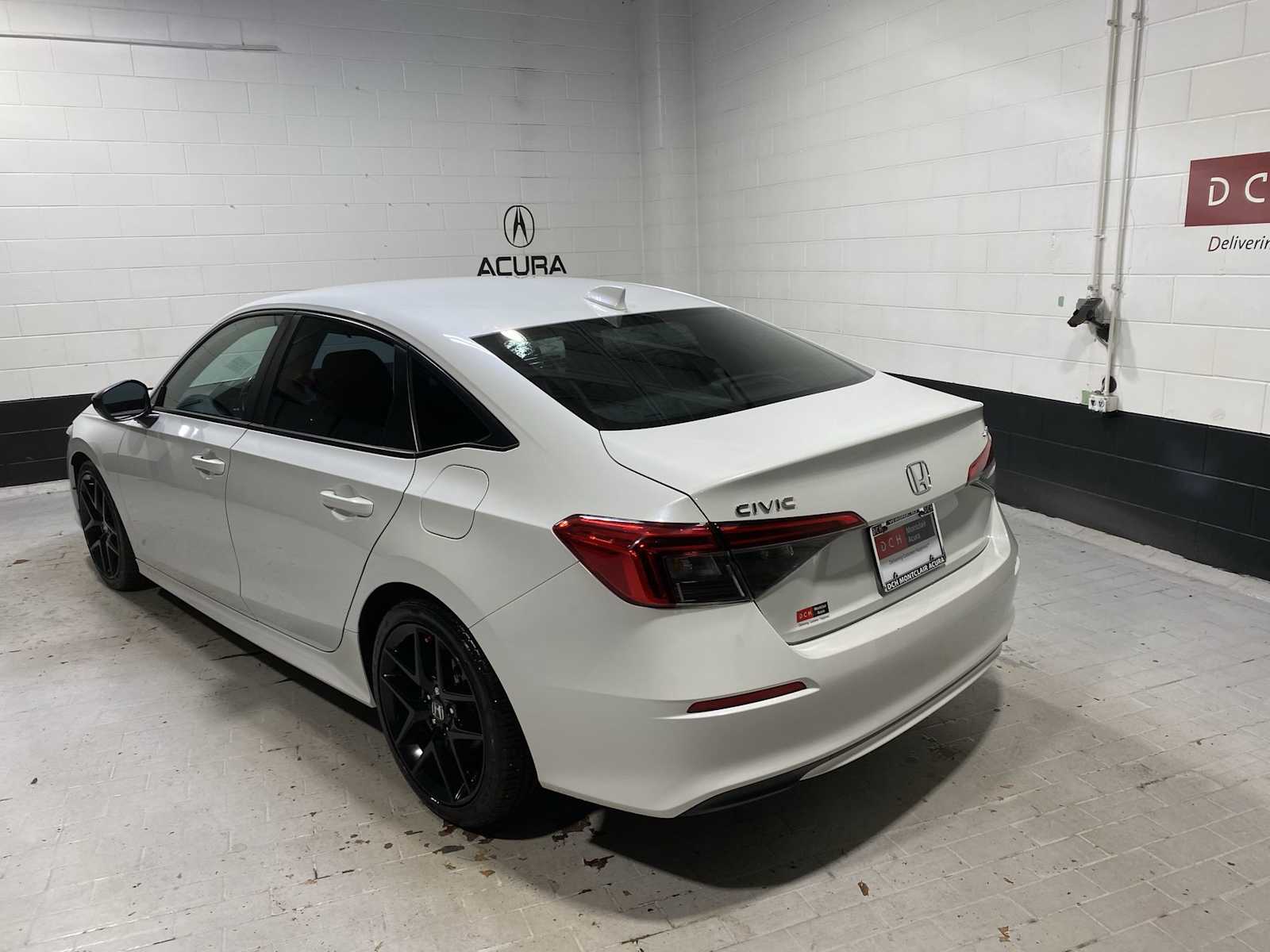 2023 Honda Civic Sport photo 4