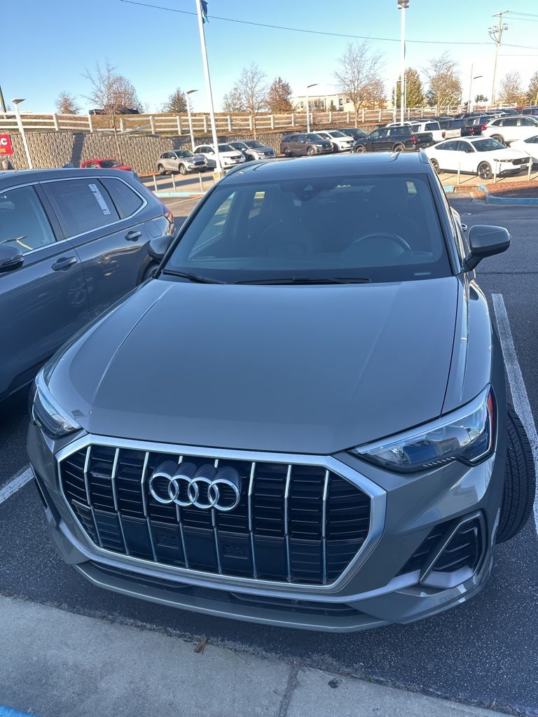 2020 Audi Q3 Premium S line photo 3