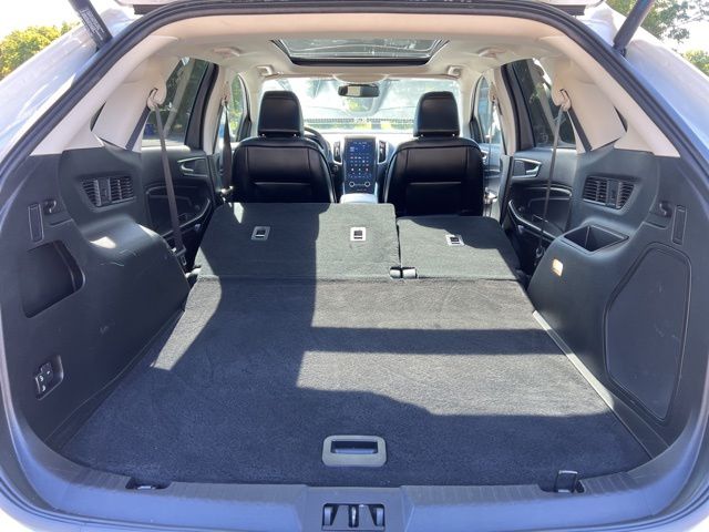 2022 Ford Edge Titanium photo 30