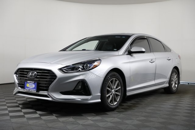 2019 Hyundai Sonata SE photo 2