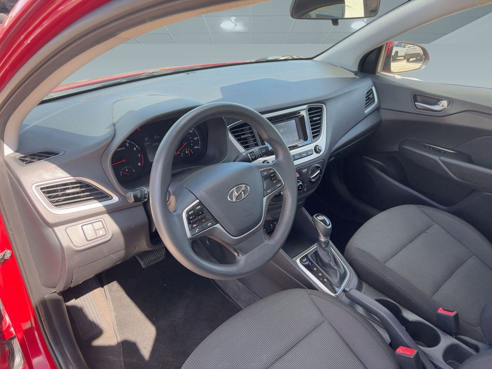 2021 Hyundai Accent SE photo 4