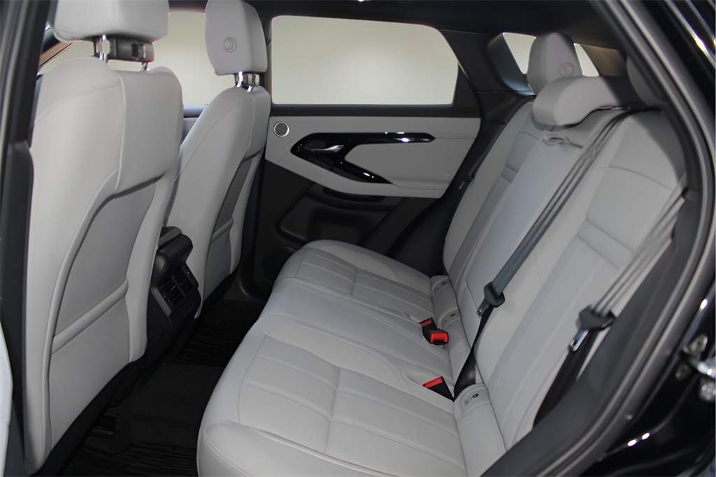 2026 Land Rover Range Rover Evoque S photo 13