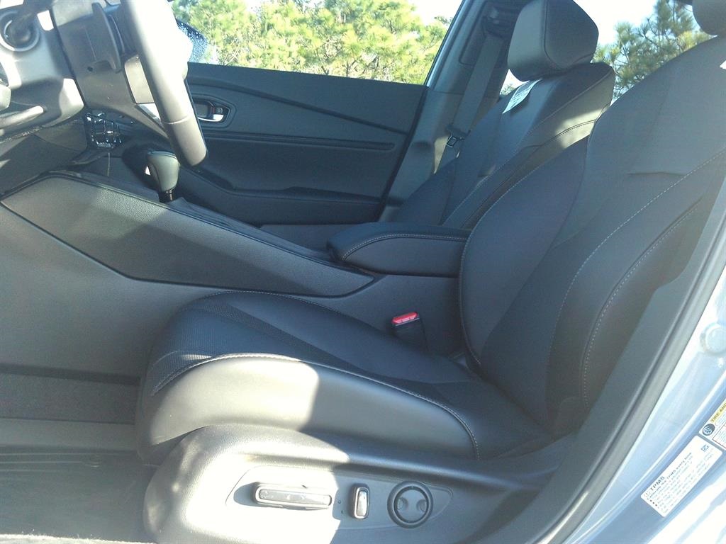 2025 Honda Accord Hybrid Sport-L photo 12
