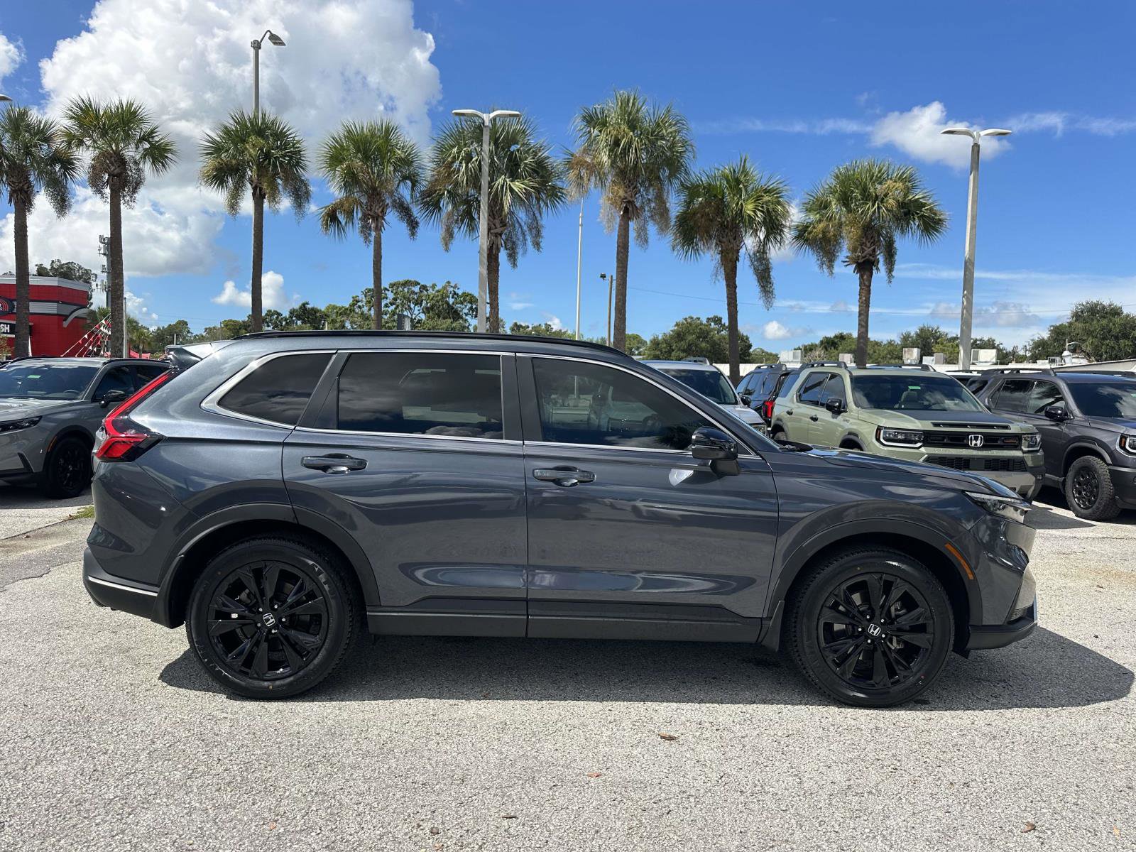 2023 Honda CR-V Hybrid Sport Touring photo 2