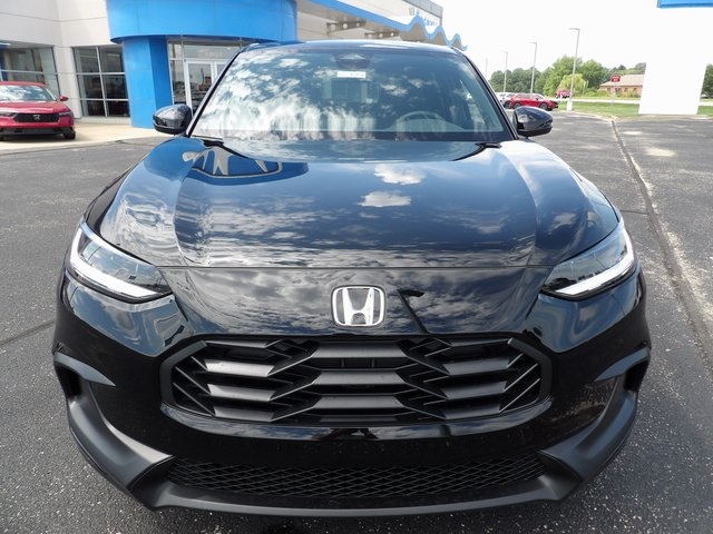 2026 Honda HR-V Sport photo 2