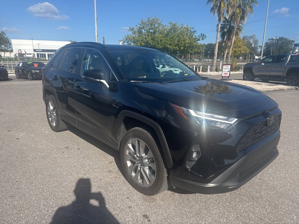 2025 Toyota RAV4 XLE Premium